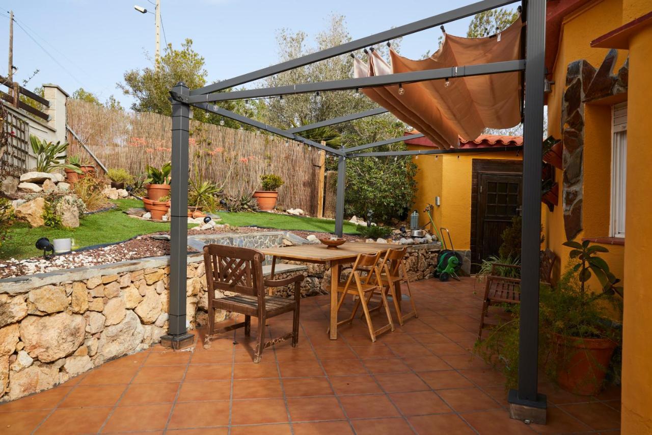 Amazing Vila close to Sitges, jacuzzi, swimming pool&exellent views Olivella Esterno foto