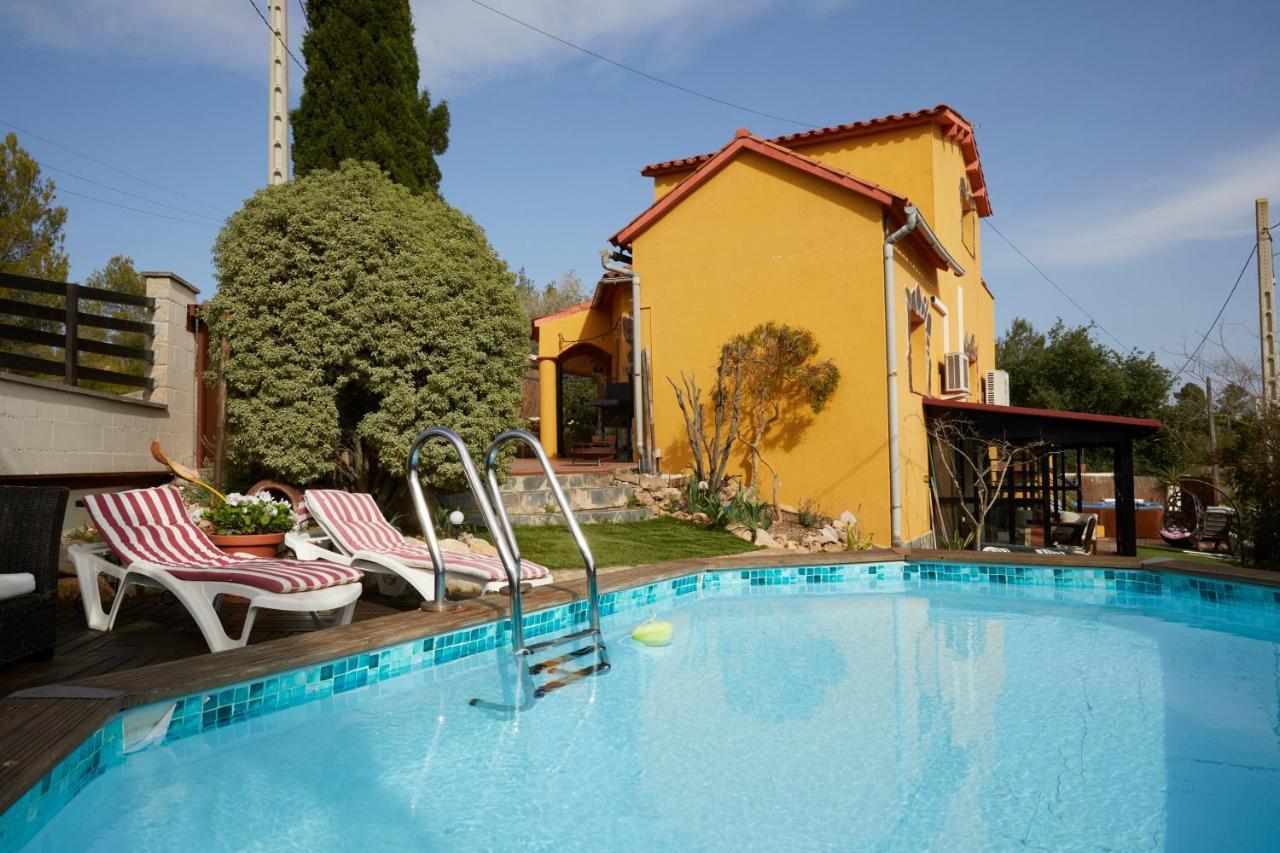 Amazing Vila close to Sitges, jacuzzi, swimming pool&exellent views Olivella Esterno foto