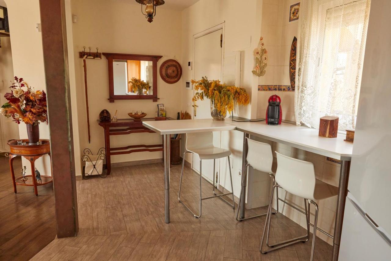 Amazing Vila close to Sitges, jacuzzi, swimming pool&exellent views Olivella Esterno foto