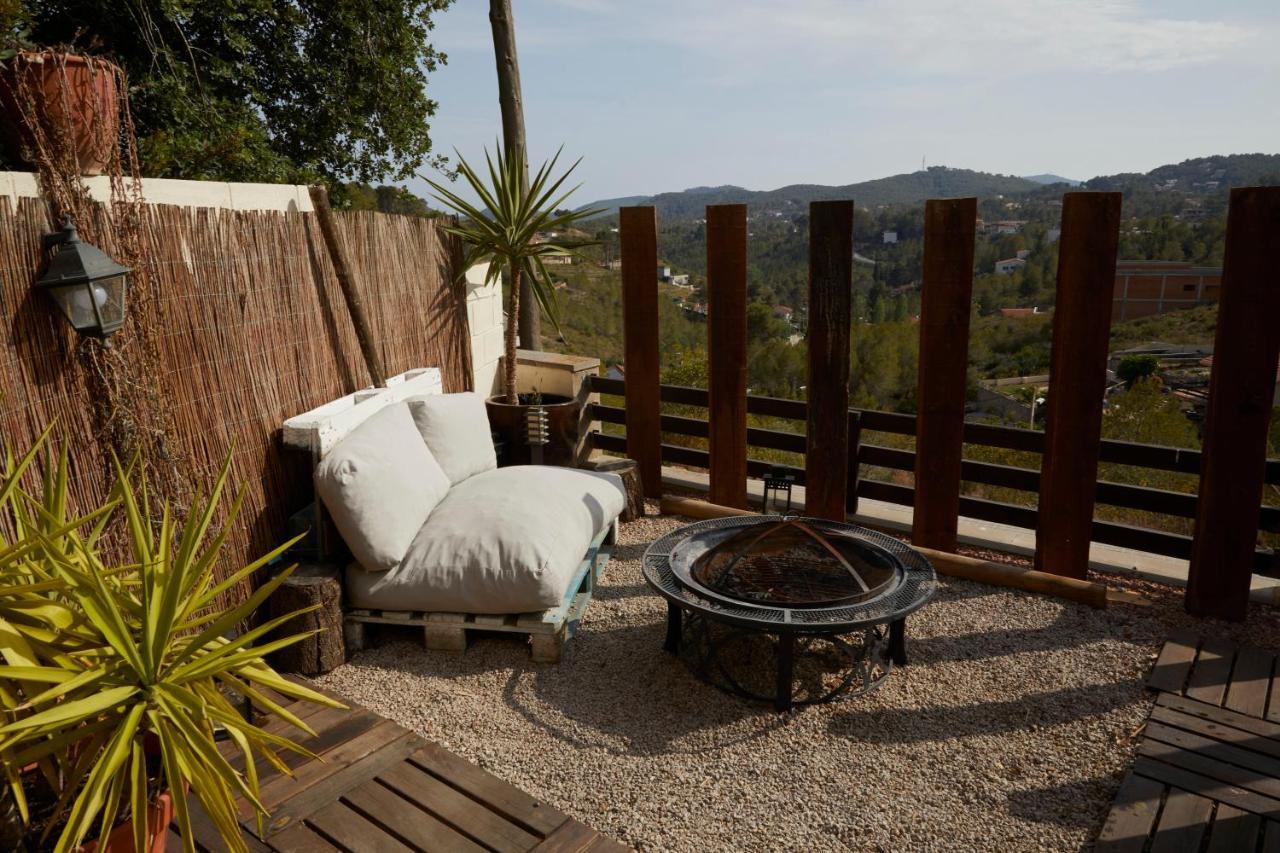 Amazing Vila close to Sitges, jacuzzi, swimming pool&exellent views Olivella Esterno foto